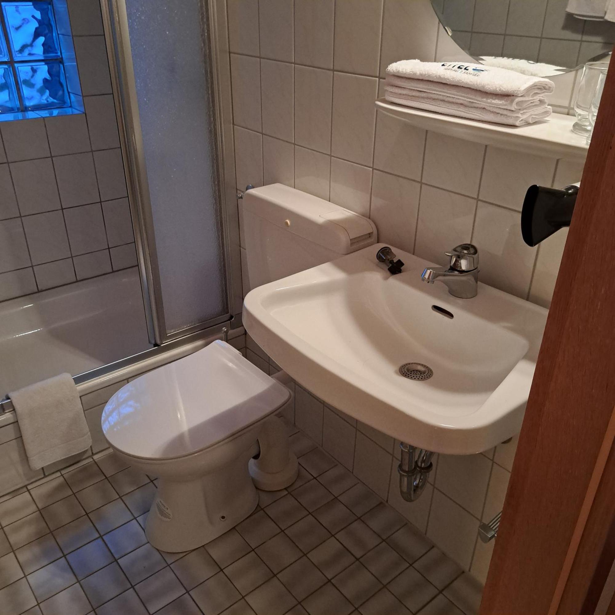 Apartamento Wohn-Eitel Sonnenblick Bad Wildbad Habitación foto